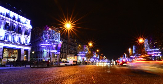 Illumintaion at Avenue des Champ Elysees